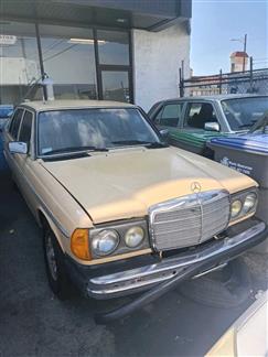 1985 Mercedes-Benz 300 Series